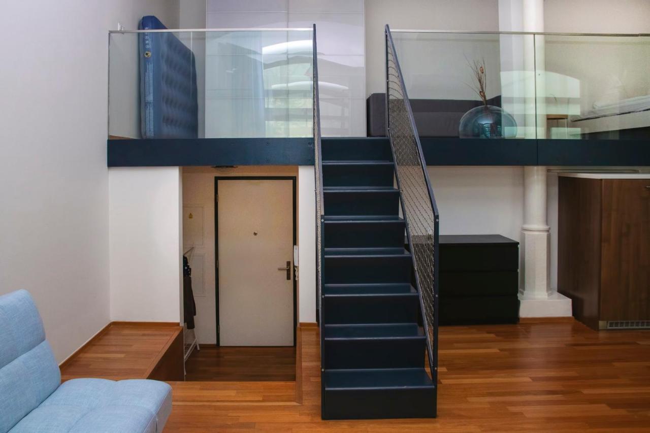 Modern Apartment With Terrace And Air Conditioning Prague Luaran gambar