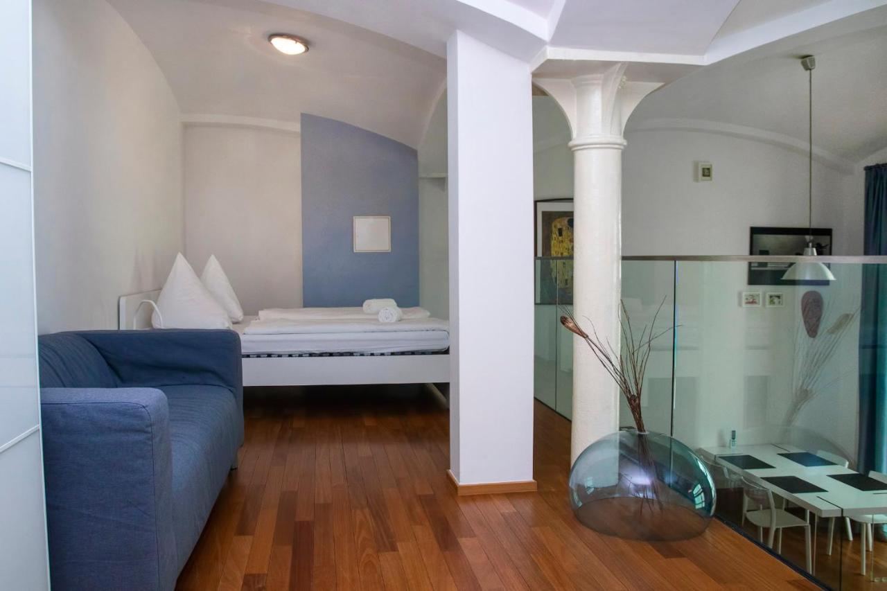 Modern Apartment With Terrace And Air Conditioning Prague Luaran gambar